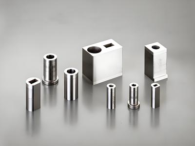 高精度のパンチガイドブッシュは安定したガイドを提供し、金型の寿命を延ばし、生産精度を向上させます。